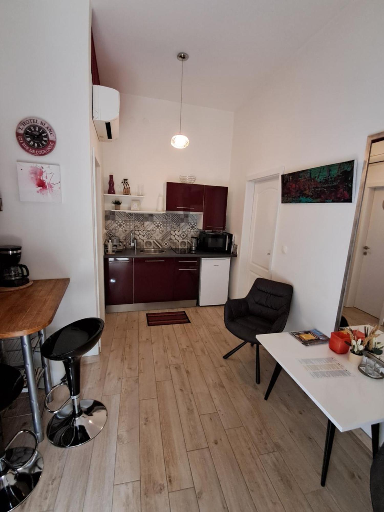 Apartment Oaza Split Exterior photo
