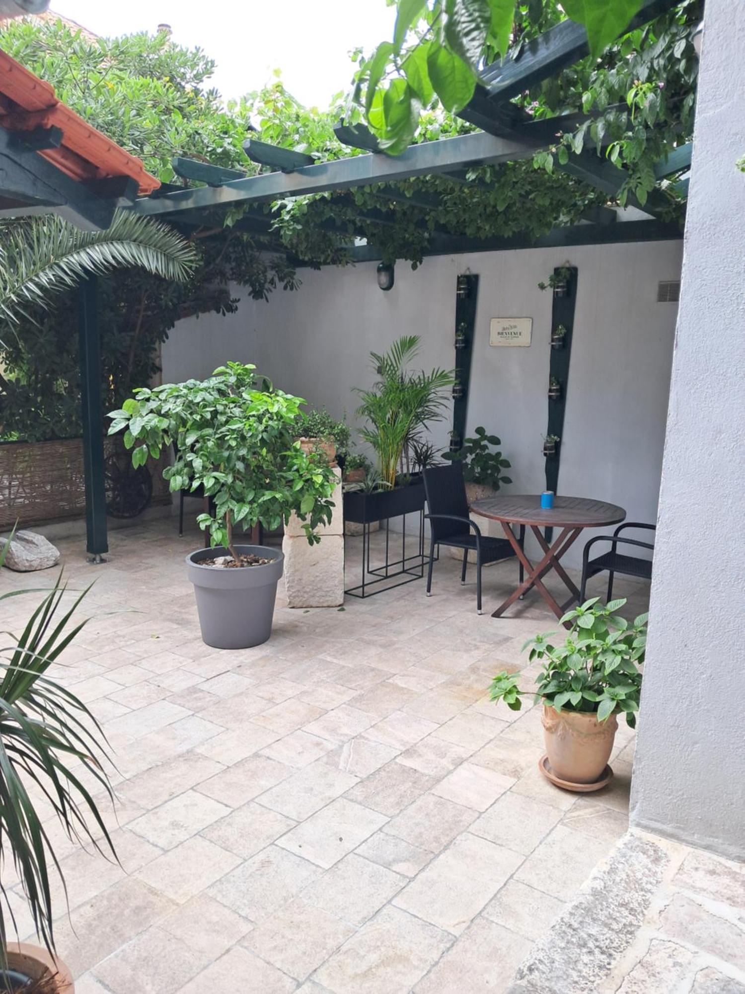 Apartment Oaza Split Exterior photo