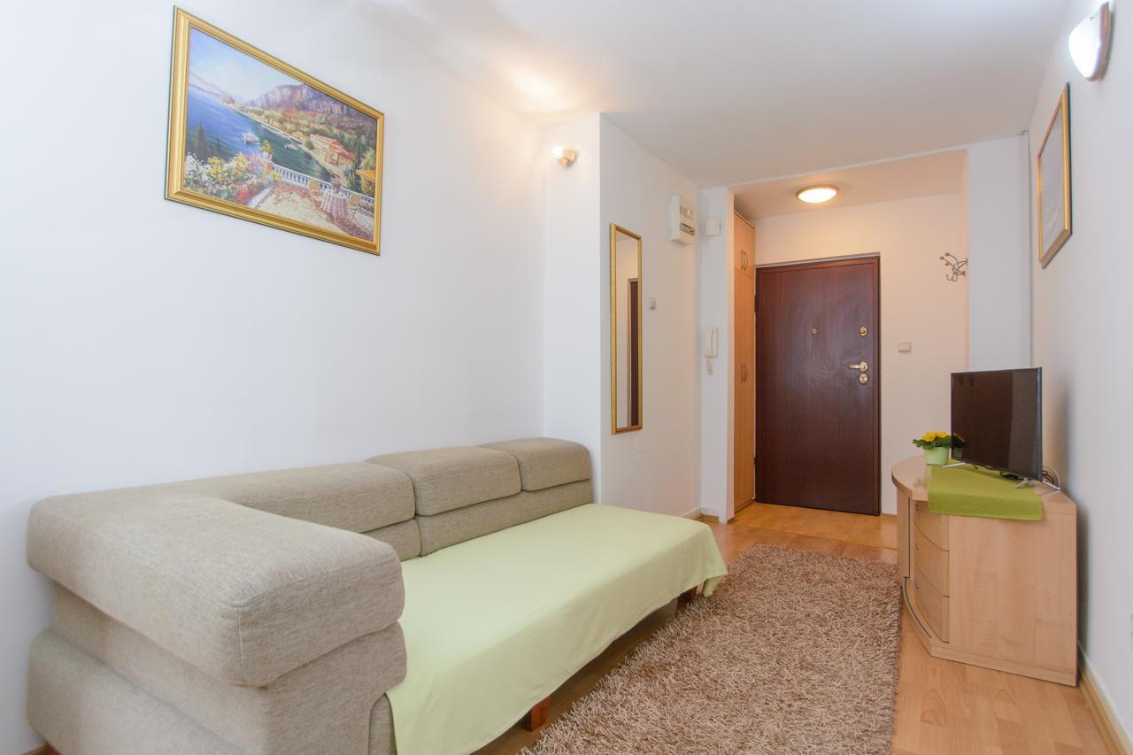 Apartment Oaza Split Exterior photo